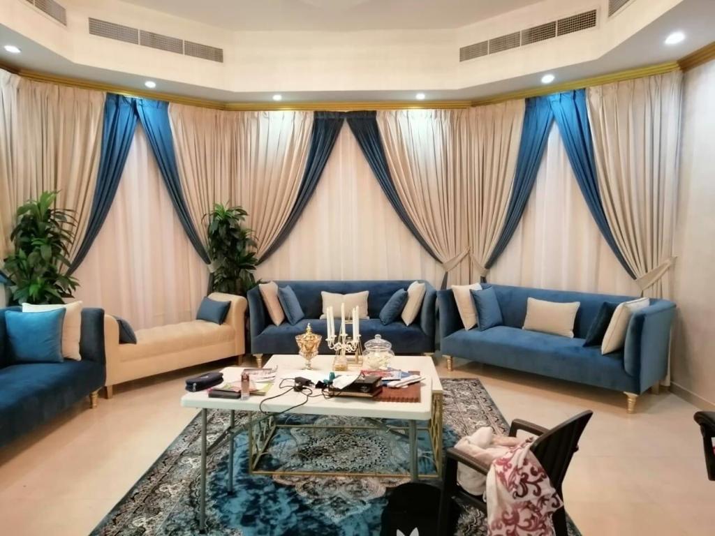 How to Transform your Home with Custom made curtains